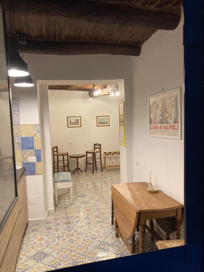 Zuccarella "Zuccherino"Nel Cortile Appartement Napels Buitenkant foto