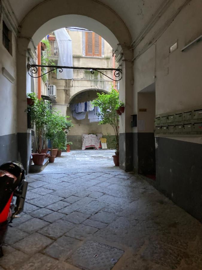 Zuccarella "Zuccherino"Nel Cortile Appartement Napels Buitenkant foto