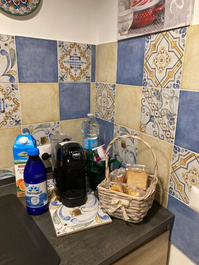Zuccarella "Zuccherino"Nel Cortile Napels Buitenkant foto